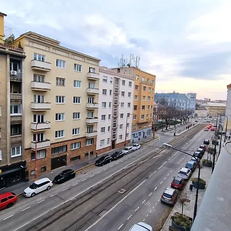 Lägenhet 3 Center By Bratislavatrip *