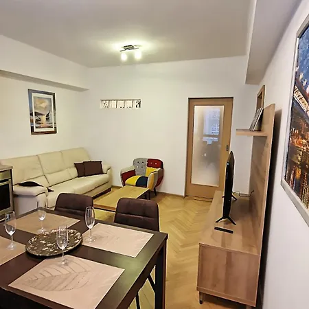 3 Center By Bratislavatrip Братислава