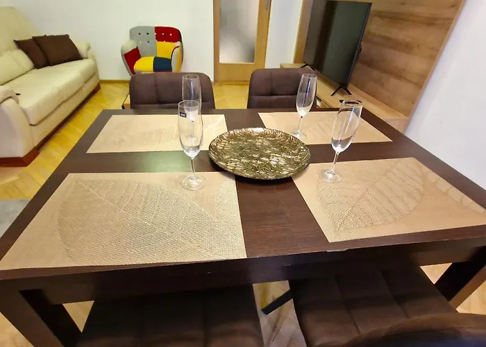 3 Center By Bratislavatrip Appartement *